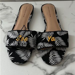 NEW- Who What Wear “see ya” slides